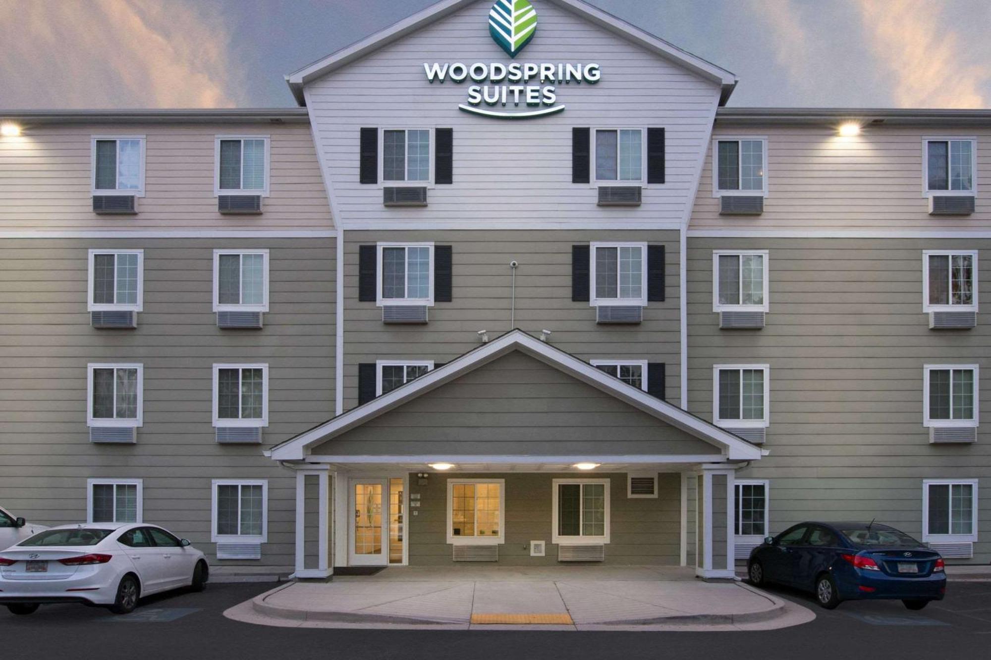 Woodspring Savannah Garden Garden City