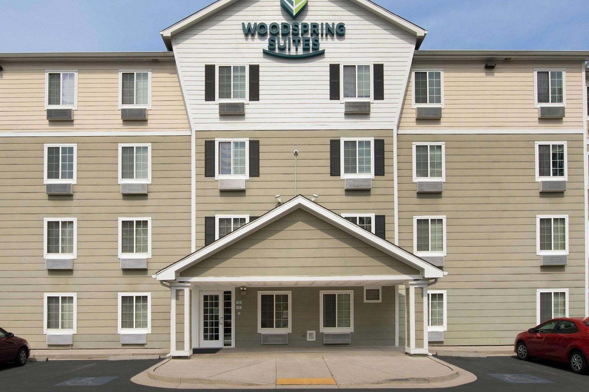 Woodspring Savannah Garden Hotel Garden City